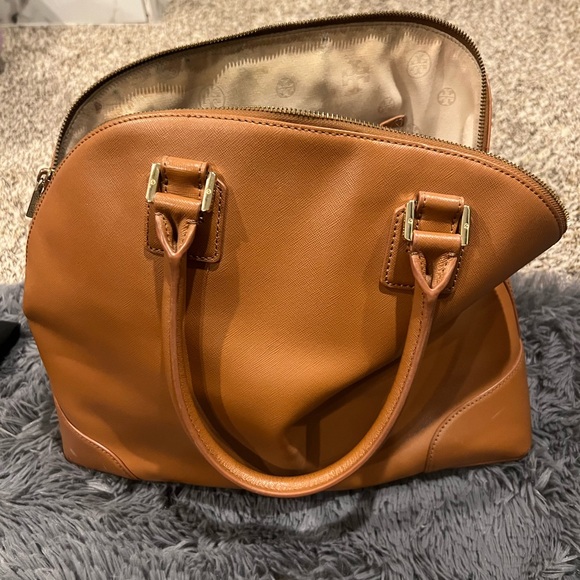 🧡TORY BURCH LARGE PURSE - Picture 3 of 7